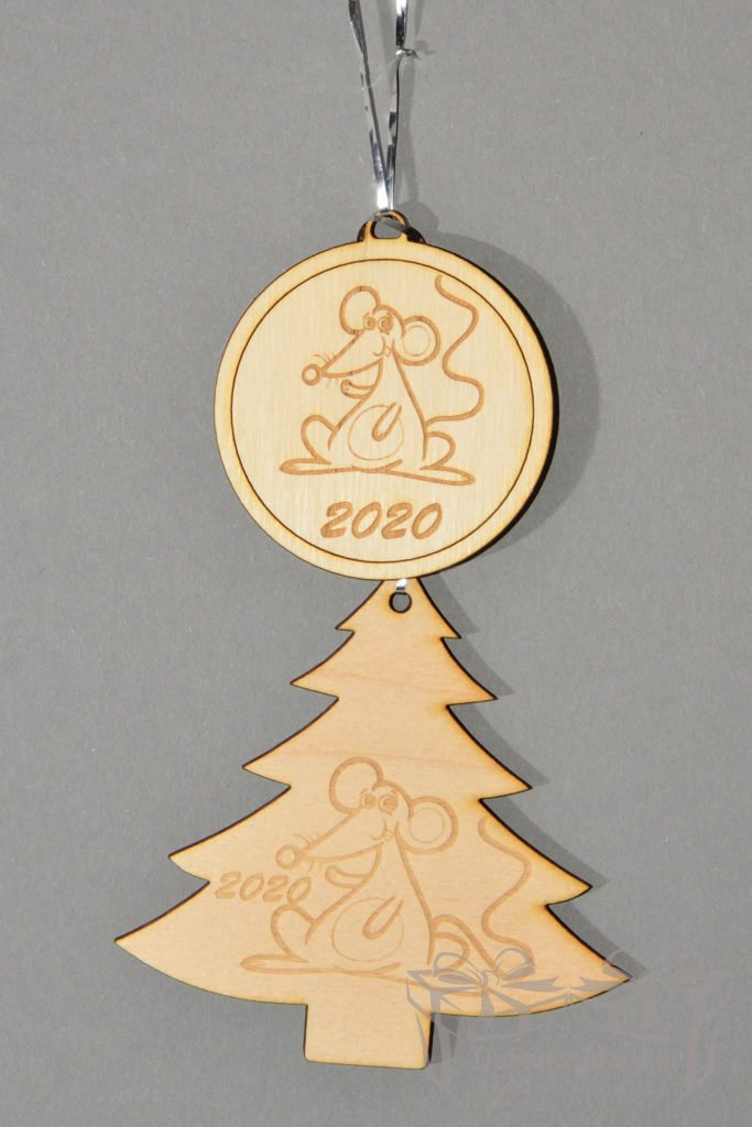 medaliai, pakabukai, žaisliukai