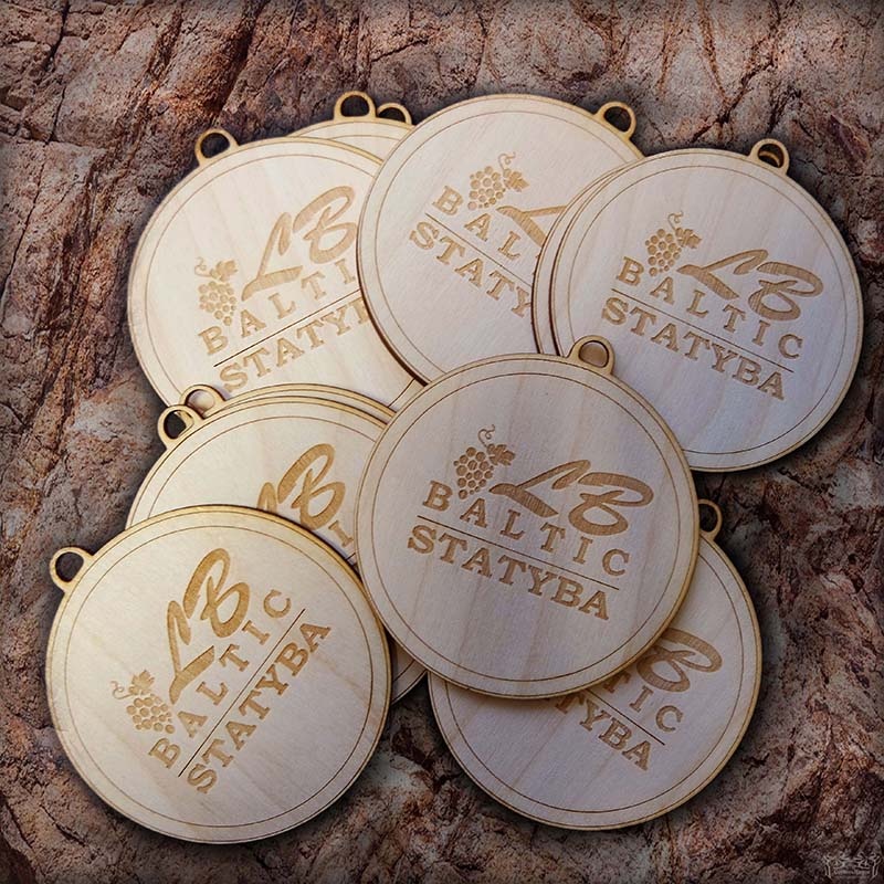 Medaliai ir dekoracijos 8 Medaliai ir dekoracijos