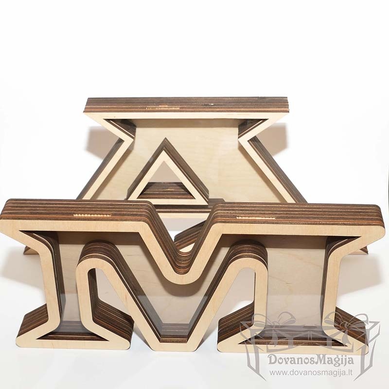 Taupyklės, Medinė taupyklė vardo raidė 10x20x4cm 