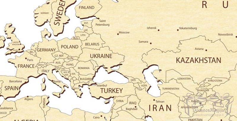 Medinė Pasaulio dėlionė 110x60cm