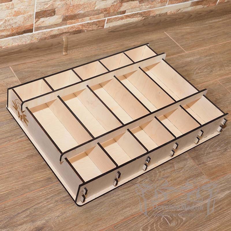 Medinė dėžutė muilo gamybai 34x9xh7cm X5 išardoma penkiavietė 10 Medinė dėžutė muilo gamybai 34x9xh7cm X5 išardoma penkiavietė