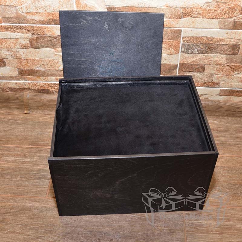 Medinė dėžutė statulėlei su indeklu 30x24xh18cm dažyta