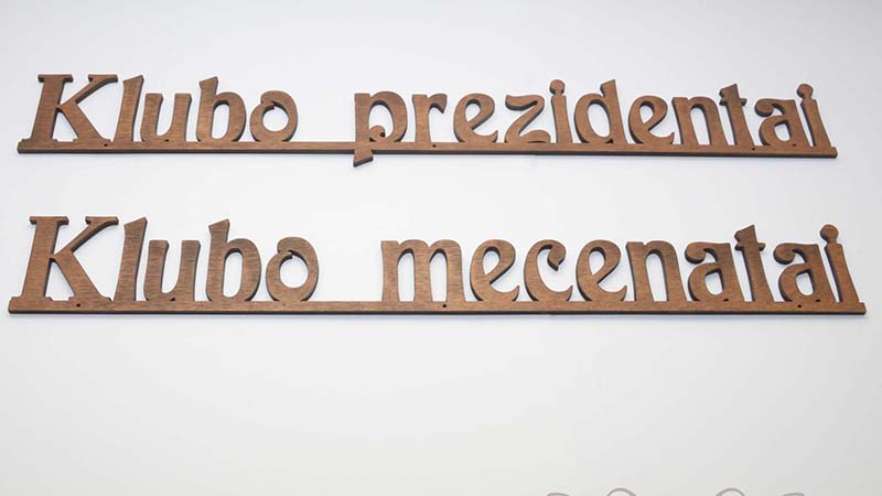 Medaliai ir dekoracijos 2 Medaliai ir dekoracijos,