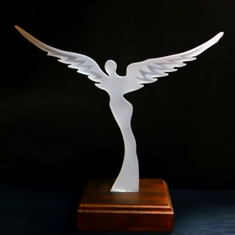 Stiklinis angelas H29