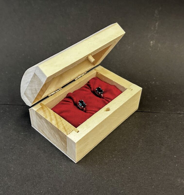 Naujoji spaudos kokybė 8 Medinė dėžutė skrynelė 9x6xh5cm su spauda ir indėklu